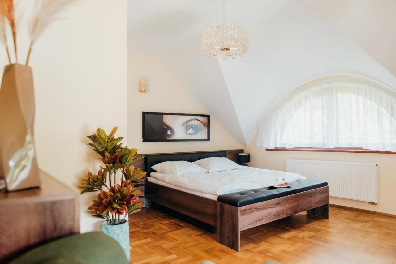Zarabie Residence Myslenice Exterior photo